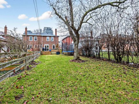 Photo 26 at 246 Donlea Drive, Leaside, Toronto