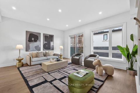 Photo 17 at 29 Butterworth Avenue, Oakridge, Toronto