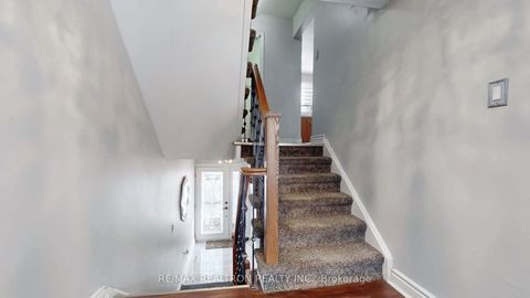 Photo 9 at 8 Windy Golfway, Flemingdon Park, Toronto