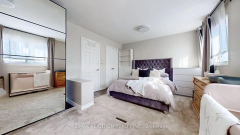 Photo 24 at 8 Windy Golfway, Flemingdon Park, Toronto