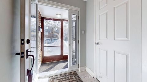 Photo 30 at 8 Windy Golfway, Flemingdon Park, Toronto