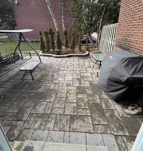 Photo 41 at 8 Windy Golfway, Flemingdon Park, Toronto