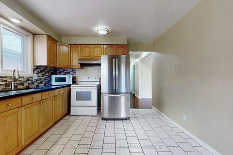 Photo 9 at 225 Pineway Boulevard, Steeles, Toronto