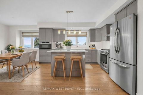 Photo 2 at 2219 County 42 Road, Rural Clearview, Clearview