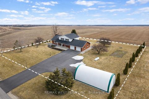 Photo 19 at 2219 County 42 Road, Rural Clearview, Clearview