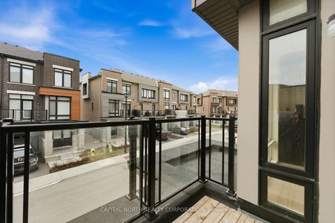 Photo 25 at 32 Holyrood Crescent, Kleinburg, Vaughan