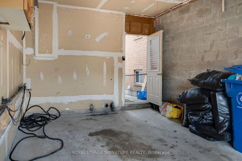 Photo 37 at 37 Wrendale Crescent, Keswick South, Georgina