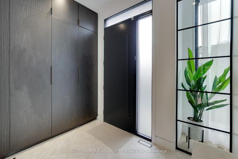 Photo 3 at 976 Glencairn Avenue, Glen Park, Toronto