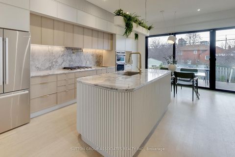 Photo 13 at 976 Glencairn Avenue, Glen Park, Toronto