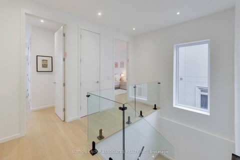 Photo 20 at 976 Glencairn Avenue, Glen Park, Toronto