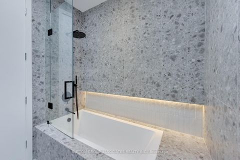 Photo 22 at 976 Glencairn Avenue, Glen Park, Toronto