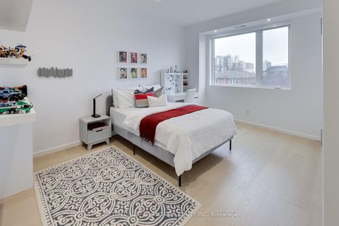 Photo 23 at 976 Glencairn Avenue, Glen Park, Toronto