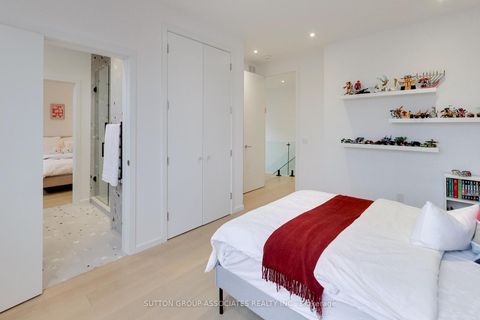 Photo 24 at 976 Glencairn Avenue, Glen Park, Toronto