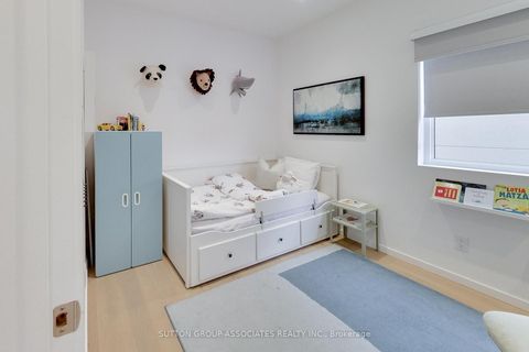 Photo 30 at 976 Glencairn Avenue, Glen Park, Toronto