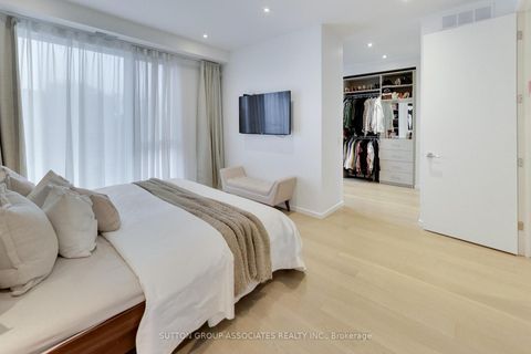 Photo 32 at 976 Glencairn Avenue, Glen Park, Toronto