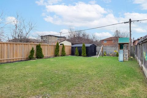 Photo 47 at 976 Glencairn Avenue, Glen Park, Toronto