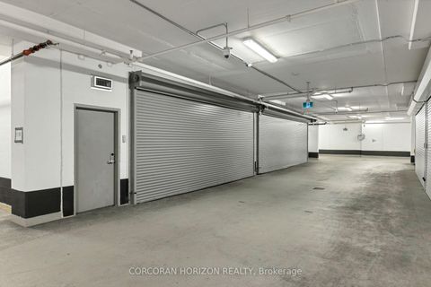 Photo 31 at 3802 - 200 Cumberland Street, Annex, Toronto