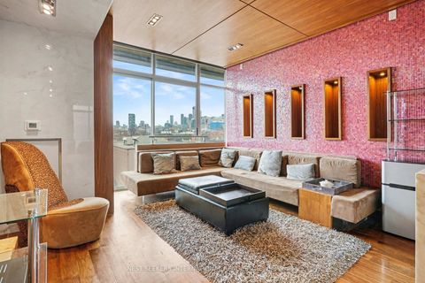 Photo 3 at 519 - 388 Richmond Street W, Waterfront Communities C1, Toronto