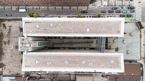 Photo 9 at 519 - 388 Richmond Street W, Waterfront Communities C1, Toronto