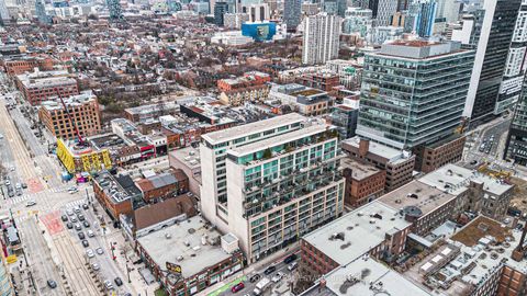 Photo 10 at 519 - 388 Richmond Street W, Waterfront Communities C1, Toronto