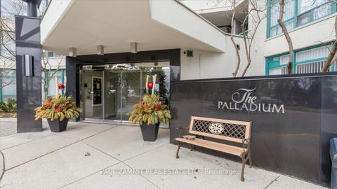 Photo 2 at 911 - 7250 Yonge Street, Yorkhill, Vaughan