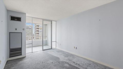 Photo 15 at 911 - 7250 Yonge Street, Yorkhill, Vaughan