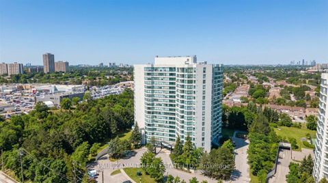 Photo 32 at 911 - 7250 Yonge Street, Yorkhill, Vaughan