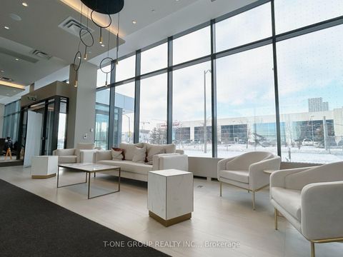 Photo 8 at 310 - 38 Honeycrisp Crescent, Vaughan Corporate Centre, Vaughan