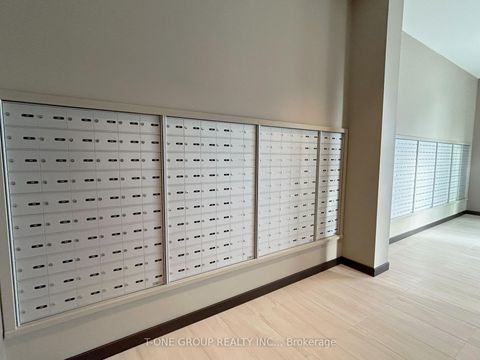 Photo 10 at 310 - 38 Honeycrisp Crescent, Vaughan Corporate Centre, Vaughan