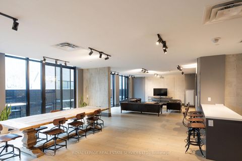 Photo 24 at 1311 - 608 Richmond Street W, Waterfront Communities C1, Toronto