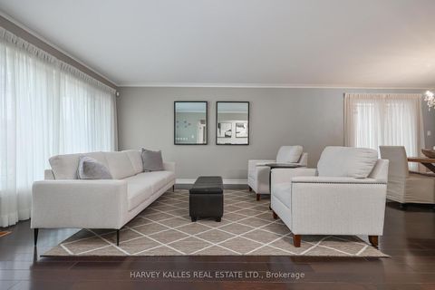 Photo 3 at 29 Rockland Drive, Steeles, Toronto