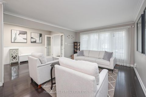 Photo 4 at 29 Rockland Drive, Steeles, Toronto