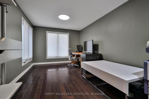 Photo 8 at 29 Rockland Drive, Steeles, Toronto