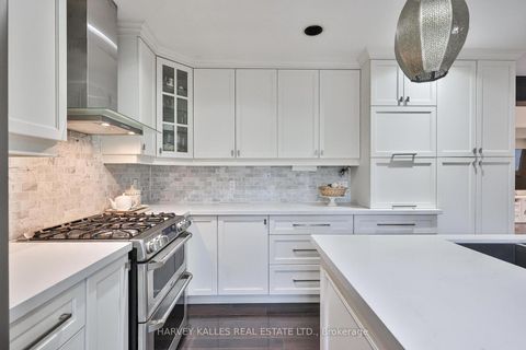 Photo 13 at 29 Rockland Drive, Steeles, Toronto