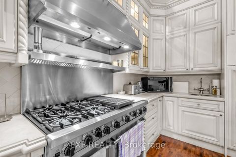 Photo 12 at 241 Poplar Plains Street, Casa Loma, Toronto