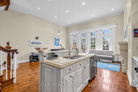 Photo 13 at 241 Poplar Plains Street, Casa Loma, Toronto