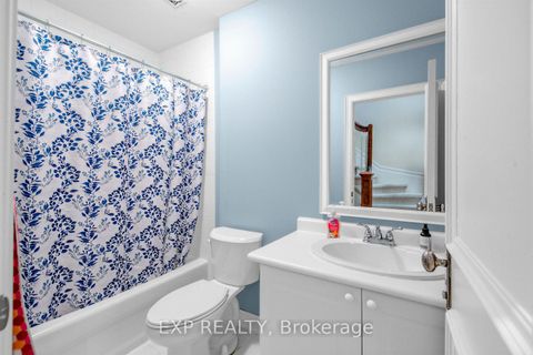 Photo 32 at 241 Poplar Plains Street, Casa Loma, Toronto