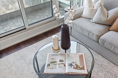 Photo 10 at 712 - 215 Fort York Boulevard, Waterfront Communities C1, Toronto