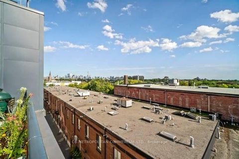 Photo 24 at 405 - 363 Sorauren Avenue, Roncesvalles, Toronto