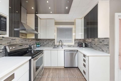 Photo 9 at 256 Codsell Avenue, Bathurst Manor, Toronto