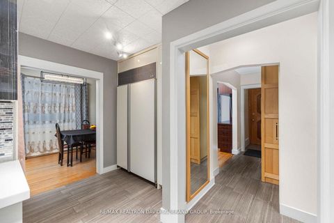 Photo 11 at 256 Codsell Avenue, Bathurst Manor, Toronto