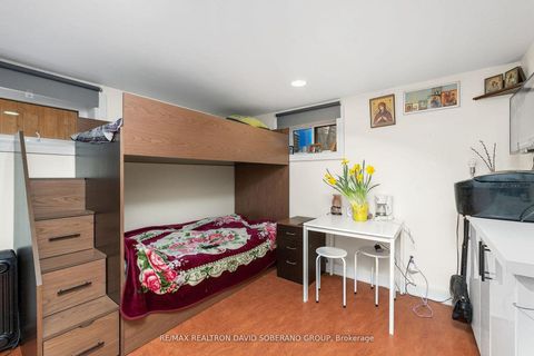 Photo 26 at 256 Codsell Avenue, Bathurst Manor, Toronto