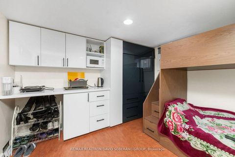 Photo 27 at 256 Codsell Avenue, Bathurst Manor, Toronto