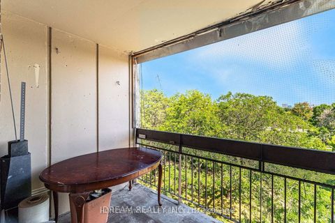 Photo 11 at 517 - 4673 Jane Street, Black Creek, Toronto