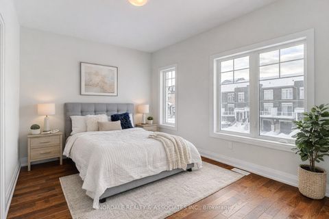 Photo 9 at 94 Seguin Street, Oak Ridges, Richmond Hill