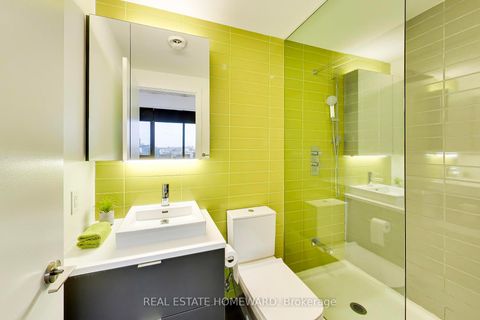 Photo 9 at 1011 - 170 Bayview Avenue, Moss Park, Toronto