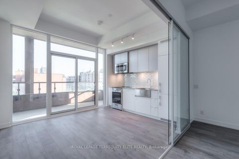 Photo 10 at 425 - 270 Dufferin Street, South Parkdale, Toronto