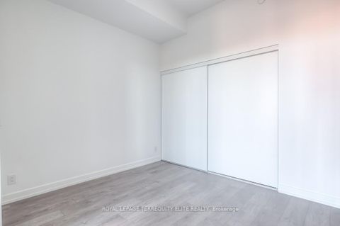 Photo 14 at 425 - 270 Dufferin Street, South Parkdale, Toronto