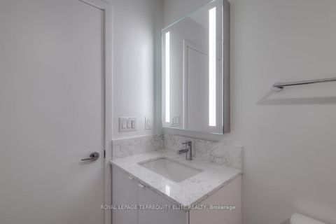 Photo 16 at 425 - 270 Dufferin Street, South Parkdale, Toronto