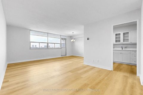 Photo 9 at 703 - 2550 Pharmacy Avenue, L'Amoreaux, Toronto